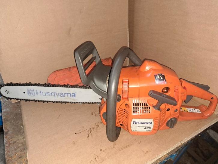 Husqvarna 435 kettingzaag, Tuin en Terras, Hand-tuingereedschap, Zo goed als nieuw, Overige soorten, Ophalen of Verzenden