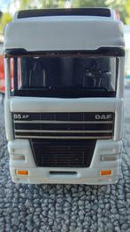 Miniatuur DAF 95XF Douwe Egberts Model Vrachtwagen, Ophalen of Verzenden, Gebruikt, Auto