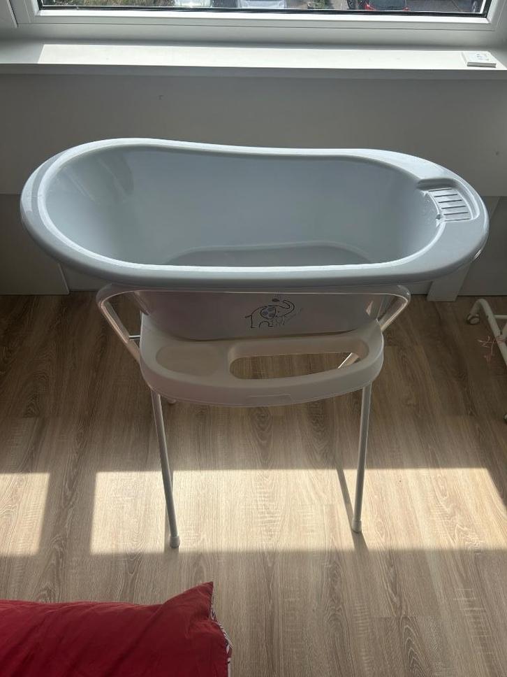 Bébé baby bad, Kinderen en Baby's, Badjes en Verzorging, Nieuw, Badje, Bébé-jou, Standaard, Ophalen