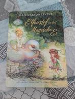 C. Carson Levine - Elfenstof en het magische ei, Boeken, Ophalen of Verzenden, Zo goed als nieuw, C. Carson Levine