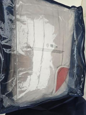 Dekbed 140x200 - Zelesta setje van twee  beschikbaar voor biedingen