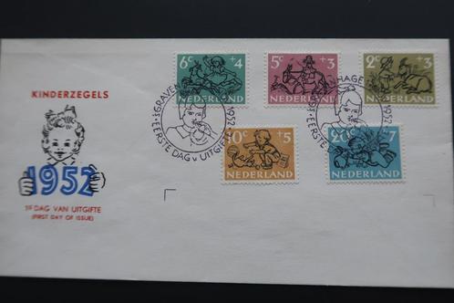 FDC E11 Kind 1952 blanco dichte klep geen garantie., Postzegels en Munten, Postzegels | Eerstedagenveloppen, Onbeschreven, Nederland