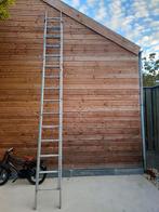 Uitschuifbare ladder (7m), Doe-het-zelf en Verbouw, Ladders en Trappen, Ophalen, Zo goed als nieuw, 4 meter of meer