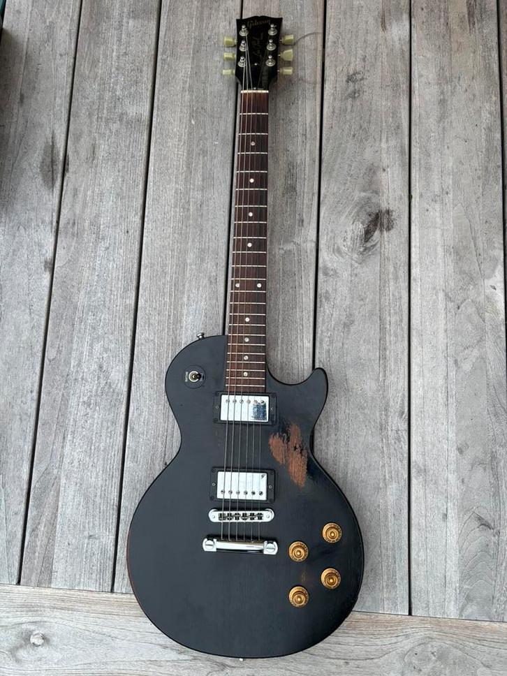 Gibson Les Paul Special worn black, Muziek en Instrumenten, Snaarinstrumenten | Gitaren | Elektrisch, Zo goed als nieuw, Solid body