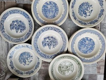 Vintage Borden Set beschikbaar voor biedingen