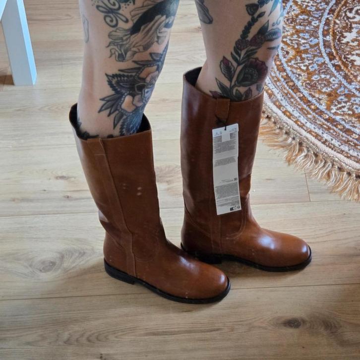 Mango leren laarzen 39, Kleding | Dames, Schoenen, Zo goed als nieuw, Hoge laarzen, Bruin, Verzenden