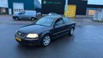 Volkswagen Passat 1.9 TDI 74KW 2005 Zwart, Auto's, Volkswagen, Stof, Zwart, 4 cilinders, 100 pk