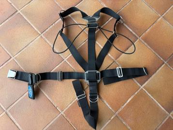 DTD sidemount harnas beschikbaar voor biedingen