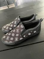 Guess schoenen | Guess shoes | Guess instappers | Guess, Ophalen, Guess, Nieuw, Instappers