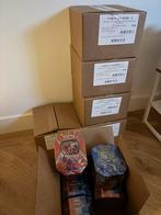 Pokemon paldea legens tin cases (paldea ev, sv base, silvert, Hobby en Vrije tijd, Verzamelkaartspellen | Pokémon, Ophalen of Verzenden