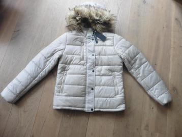 Nieuwe Only winter jas maat M met drukknopen. beschikbaar voor biedingen