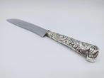 Fries zilveren mesheft met gedreven decor, 18e eeuws, Antiek en Kunst, Verzenden, Zilver