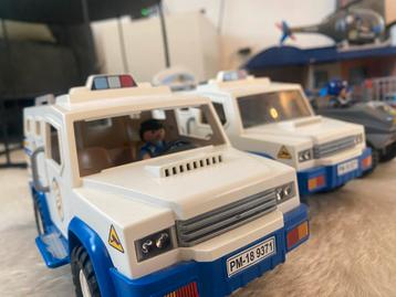 Compleet Playmobil Politie Station met voertuigen! beschikbaar voor biedingen