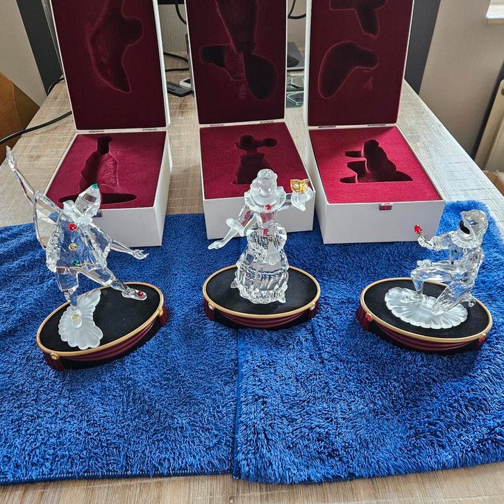 Swarovski jaarstukken 1999, 2000, 2001, Verzamelen, Swarovski, Zo goed als nieuw, Figuurtje, Ophalen of Verzenden