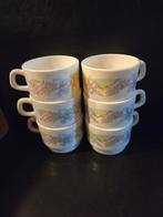 Vintage koffiekop Arcopal France  - 6 stuks, Huis en Inrichting, Keuken | Servies, Ophalen of Verzenden, Zo goed als nieuw, Kop(pen) en/of Schotel(s)