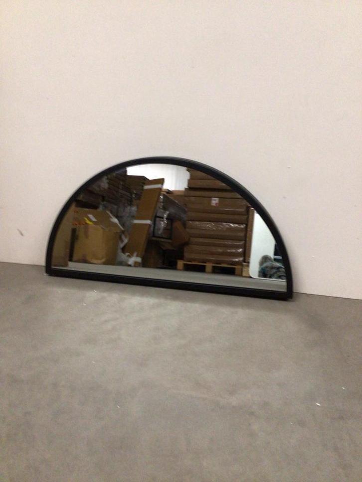 Halfronde Spiegel met Zwart Frame, Huis en Inrichting, Woonaccessoires | Spiegels, Gebruikt, Overige vormen, Ophalen