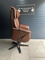 Sta op stoel merk prominent, Huis en Inrichting, Fauteuils, Ophalen, Minder dan 75 cm, Leer, Zo goed als nieuw
