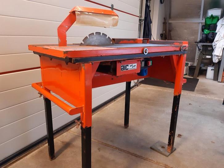 AIC tafelwatersteenzaag met slee, Doe-het-zelf en Verbouw, Gereedschap | Zaagmachines, Gebruikt, 1200 watt of meer, Ophalen