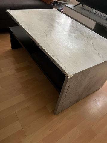 Salontafel zo goed als nieuw