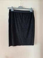 Zwarte Rok - Maat 42, Kleding | Dames, Rokken, Zwart, Maat 42/44 (L), Ophalen of Verzenden, Zo goed als nieuw