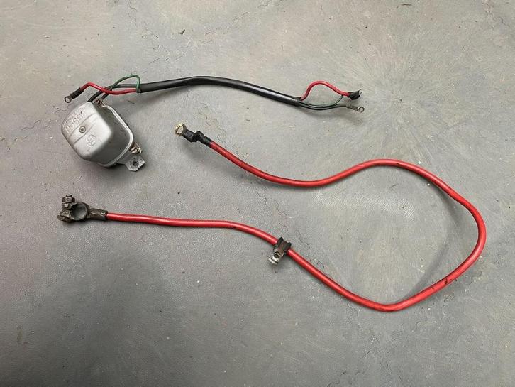 Spanningsregelaar Bosch voor gelijkstroomdynamo Volvo Amazon, Auto-onderdelen, Elektronica en Kabels, Volvo, Gebruikt, Ophalen of Verzenden