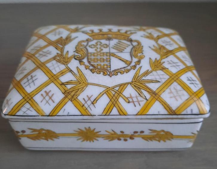 Wong Lee porseleinen sierbakje, Antiek en Kunst, Antiek | Porselein, Ophalen of Verzenden