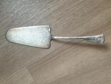 zilveren pollepel beschikbaar voor biedingen