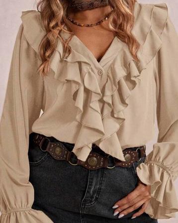 Blouse Karlijn Beige (44-52) beschikbaar voor biedingen