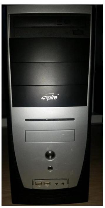 LEGE SPIRE COMPUTERKAST / PC BEHUIZING  TE KOOP beschikbaar voor biedingen