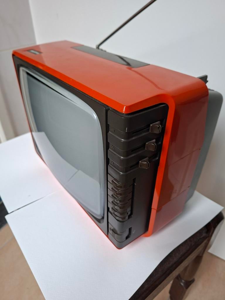 Aristona tv jaren 70., Ophalen of Verzenden