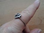 zilveren ring met mooi bewerkt hart [039], Sieraden, Tassen en Uiterlijk, Ringen, 20 of groter, Dame, Zo goed als nieuw, Zilver