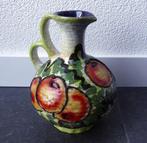 Marei vintage vaas fat lava West-Germany fruit decor, Huis en Inrichting, Woonaccessoires | Vazen, Gebruikt, Aardewerk of Porselein