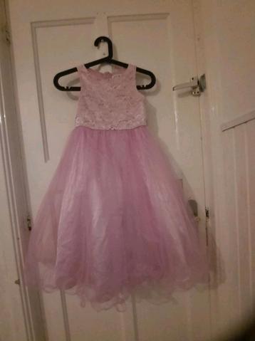 Mooie prinsessen jurk maat 128-134  beschikbaar voor biedingen