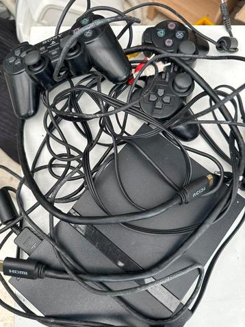PlayStation 2 Zwart met Controllers beschikbaar voor biedingen