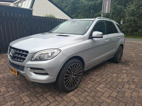 Mercedes-Benz M-Klasse Ml350 Bluetec 4MATIC 2013 Grijs, Auto's, Mercedes-Benz, Bedrijf, M-Klasse, Diesel, D, SUV of Terreinwagen