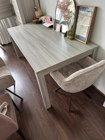 Eettafel 6-8 personen 