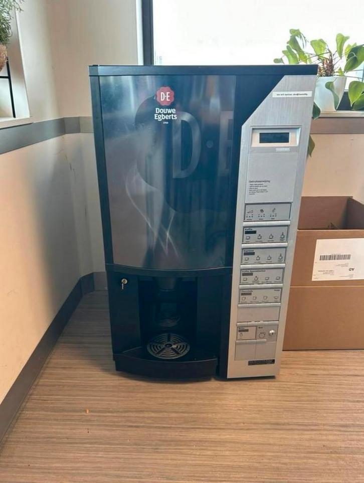 Douwe Egberts Koffiemachine - Professioneel, Witgoed en Apparatuur, Koffiezetapparaten, Gebruikt, Koffiemachine, 10 kopjes of meer