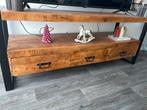 Houten TV-meubel met lades, 100 tot 150 cm, Eikenhout, Ophalen of Verzenden, Zo goed als nieuw