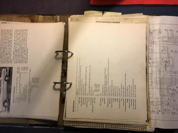 Collectie technische gegevens van Mercedes 230 250 280 300 beschikbaar voor biedingen