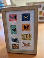 Fotolijstje met postzegels van vlinders, Ophalen, Zo goed als nieuw, Hout, Minder dan 50 cm