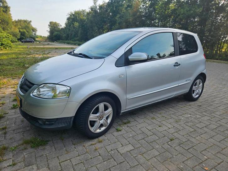 Volkswagen Fox 1.2 40KW 2010 Grijs, Auto's, Volkswagen, Particulier, Fox, Benzine, Euro 4, C, Hatchback, Handgeschakeld, Geïmporteerd