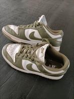 Nike Dunk Low, Ophalen of Verzenden, Zo goed als nieuw, Jongen of Meisje