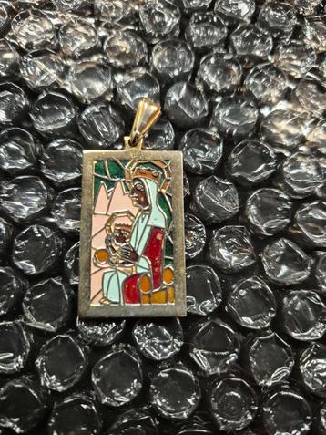 Maria Geëmailleerd Hangertje beschikbaar voor biedingen