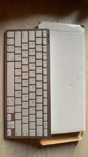 2 new key boards beschikbaar voor biedingen