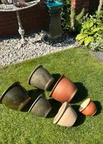 Terra cotta bloempotten groen en naturel kleuren 6 stuks, Tuin en Terras, Bloempotten, Ophalen, Rond, Zo goed als nieuw, Minder dan 25 cm