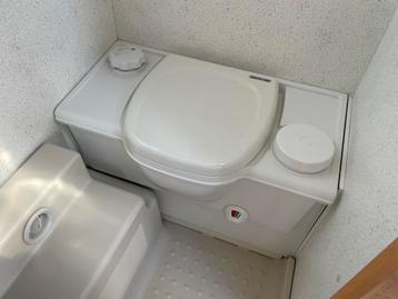 Complete badkamer wc toilet cassette toilet thetford beschikbaar voor biedingen