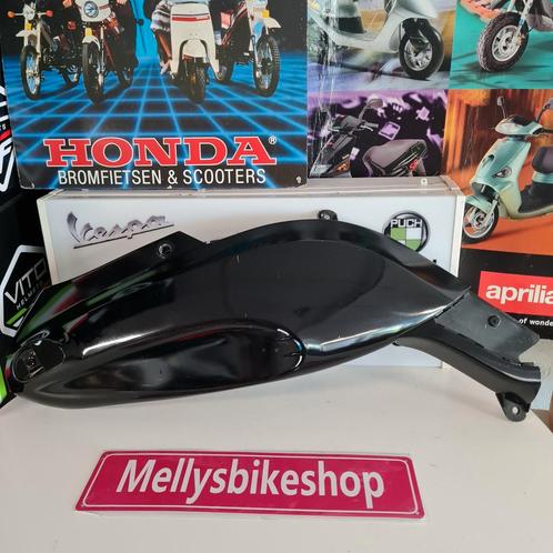 Piaggio typhoon rechter zijkap in nette staat., Motoren, Tuning en Styling, Ophalen of Verzenden