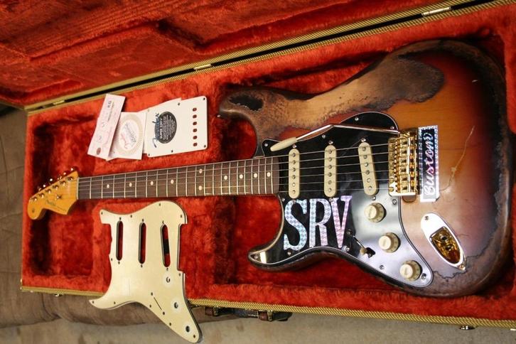 Fender Strat.  American Vintage '62 Lefty 2008 SRV Relic, Muziek en Instrumenten, Snaarinstrumenten | Gitaren | Elektrisch, Zo goed als nieuw