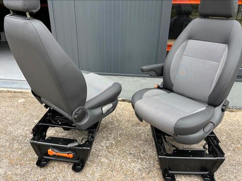 stoelen draaistoelen camper renault master opel movano int, Auto-onderdelen, Interieur en Bekleding, Nissan, Opel, Renault, Ophalen of Verzenden