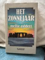 Het Zonnejaar     Mellie uyldert, Boeken, Esoterie en Spiritualiteit, Ophalen of Verzenden, Achtergrond en Informatie